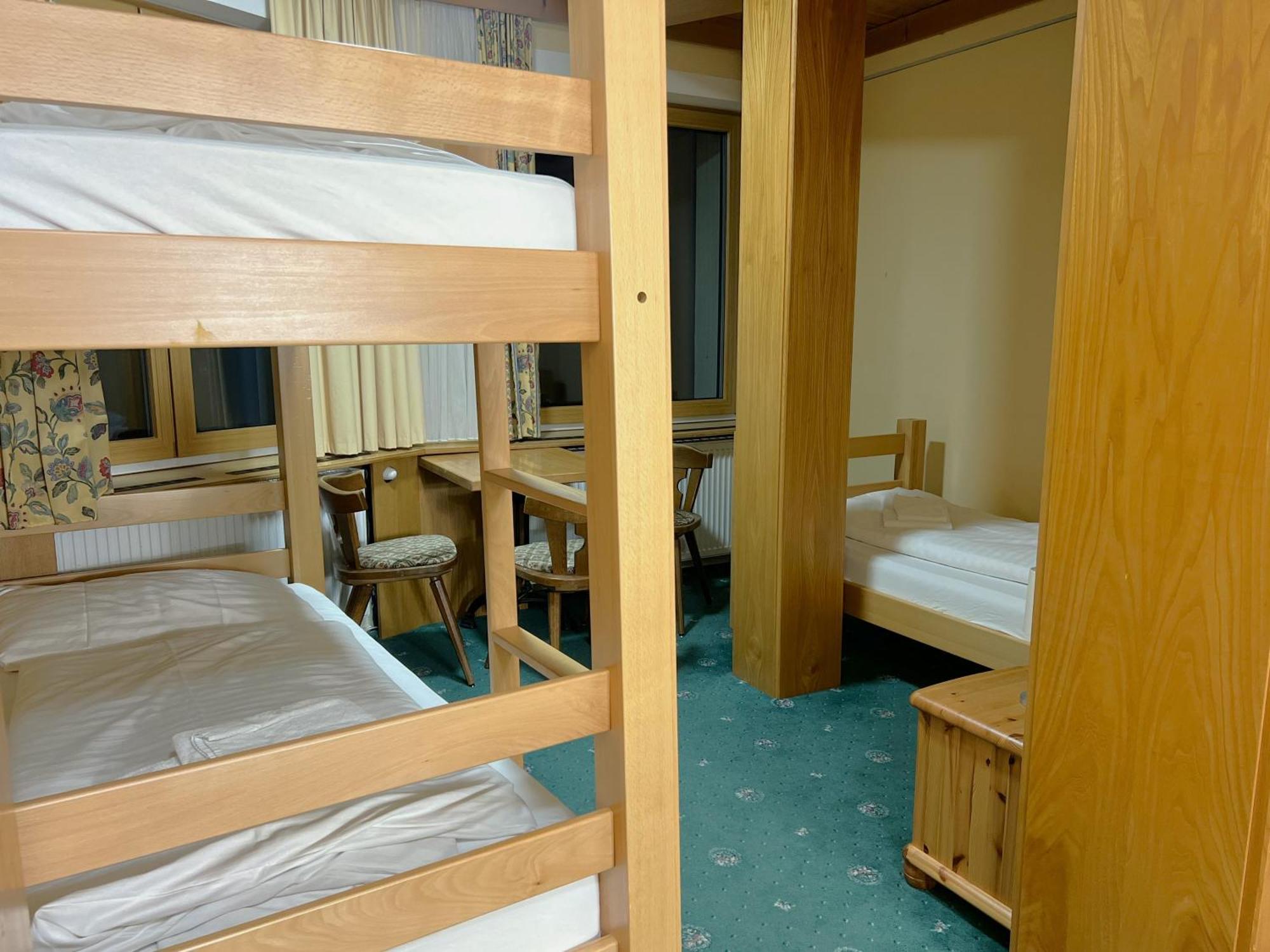 Mountain Hostel ラムサウ・アム・ダッハシュタイン エクステリア 写真